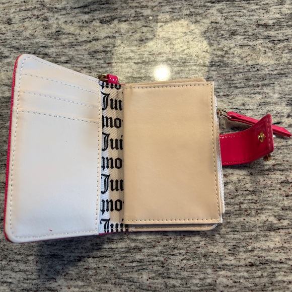 Juicy Couture like new pink wallet with key chain, card slots, and zipper pouch. - Picture 4 of 4